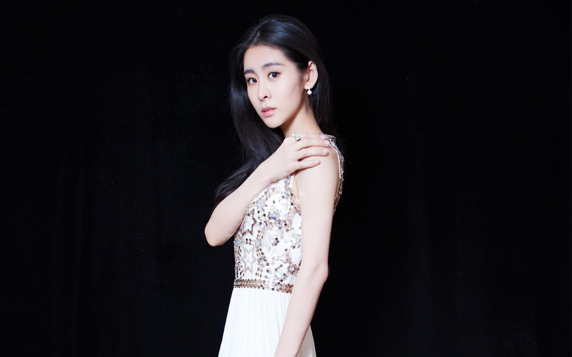 哈伦决赛表现引发媒体热议，ag哈伦