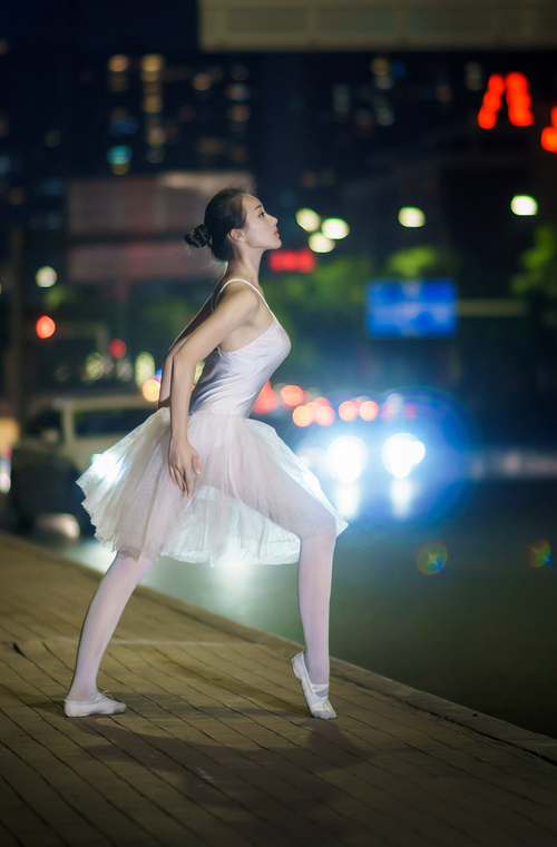 澳大利亚橄榄球赛事品牌逐步建立，全球体育营销再创新高，澳大利亚国家橄榄球联赛